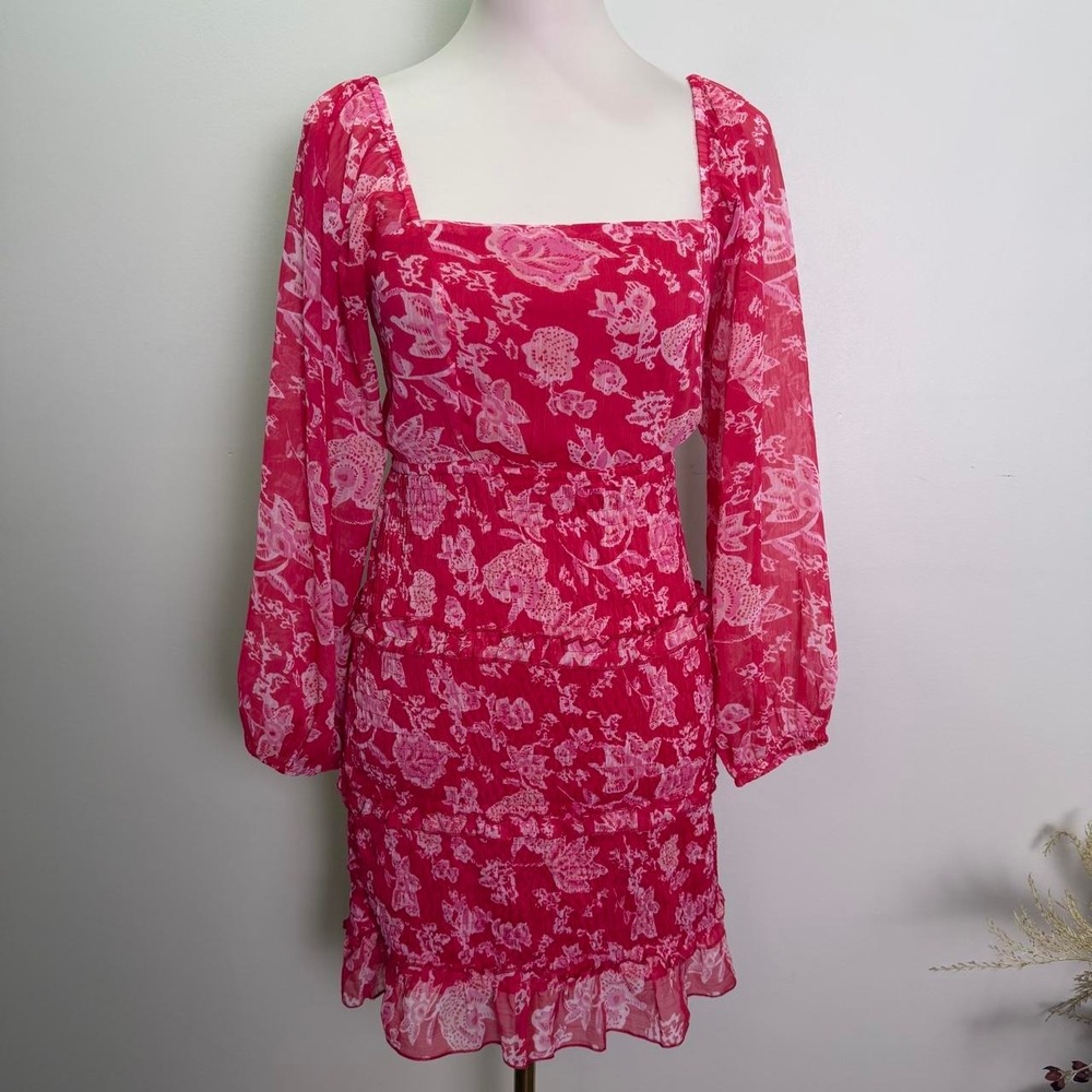 Sim & Sam Size M Pink Floral Smocked Long Sleeve Mini Dress‎